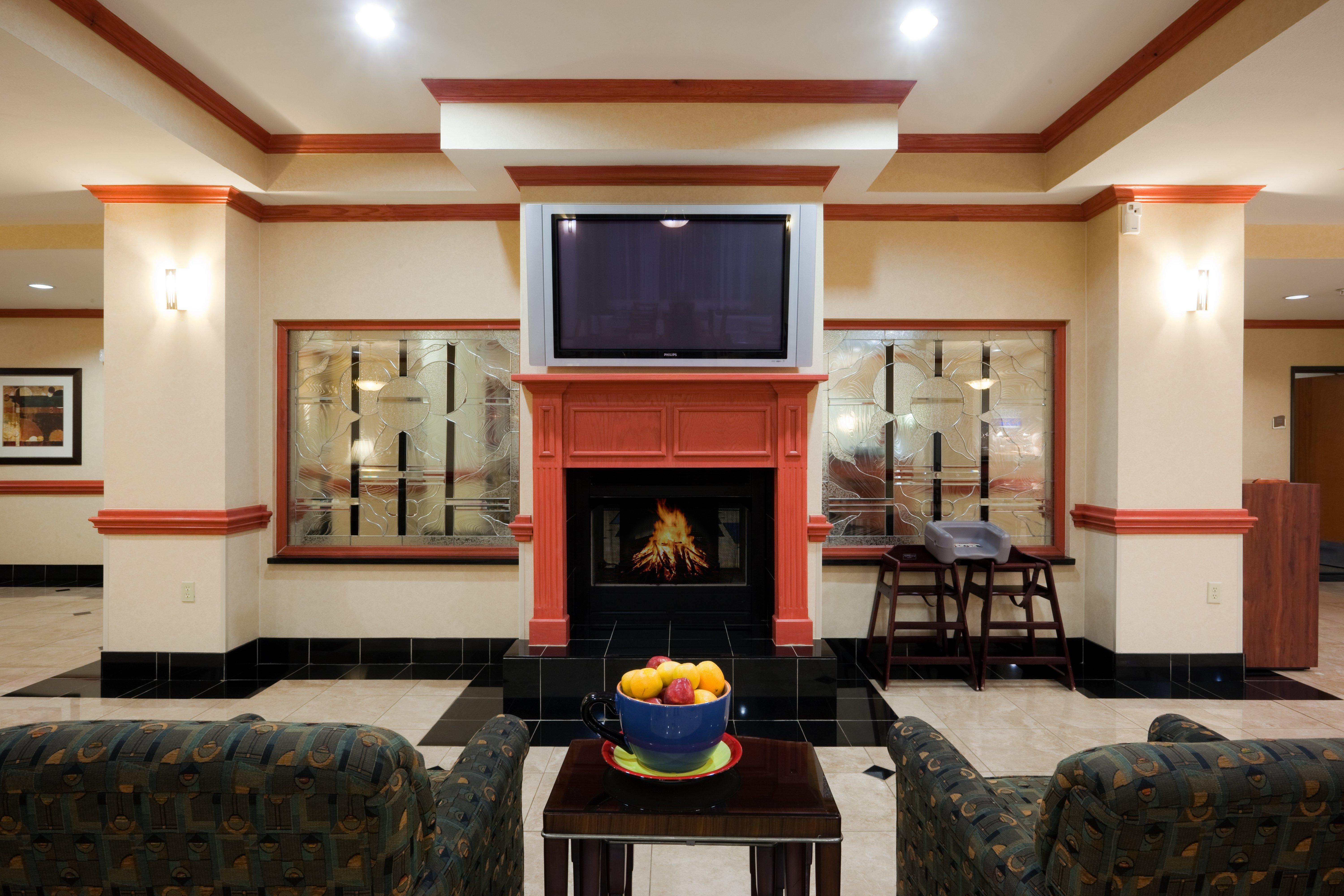 Holiday Inn Express Hotel And Suites Fairfield-North By Ihg Exterior foto